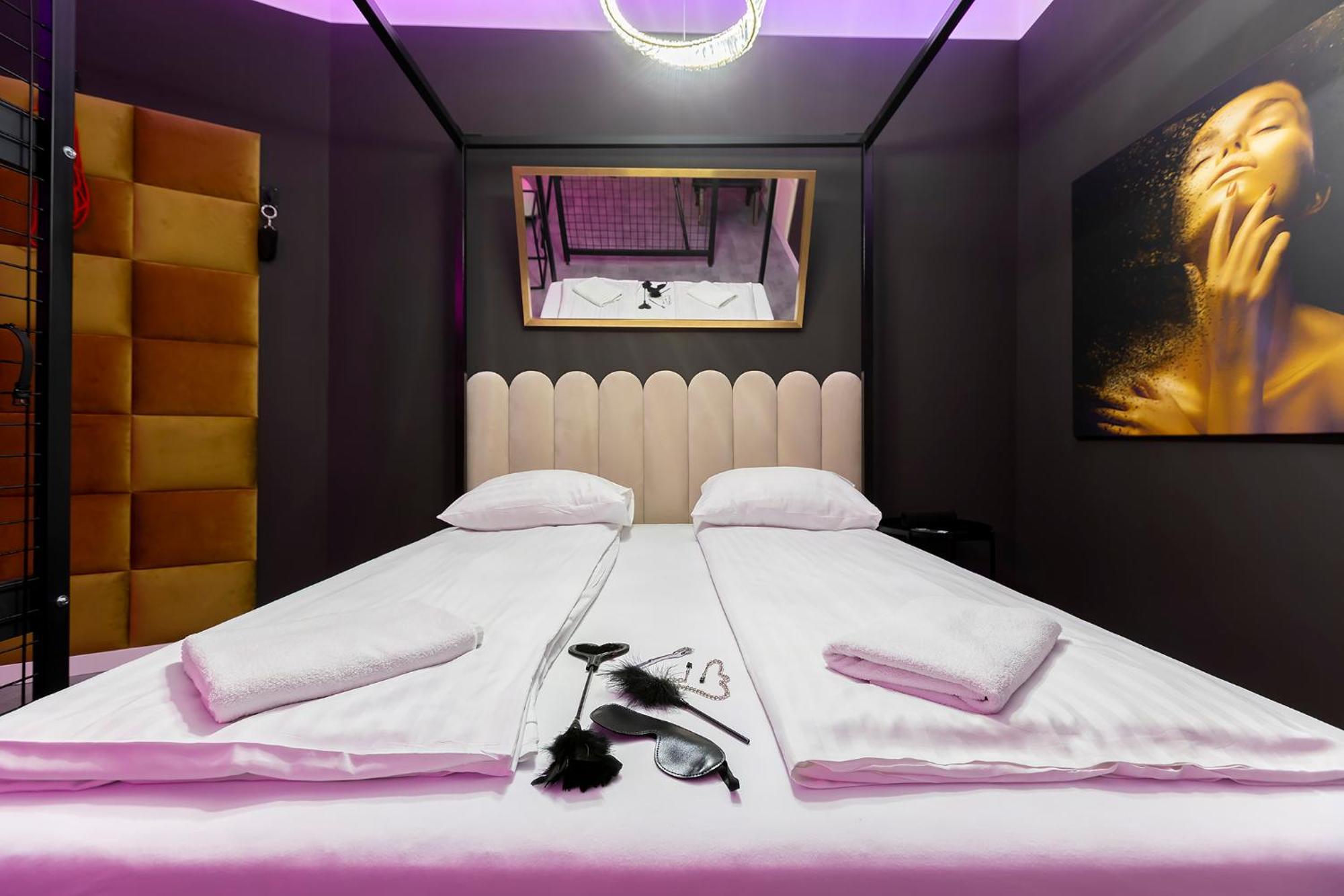 Secret Love Bdsm Poznań Zewnętrze zdjęcie