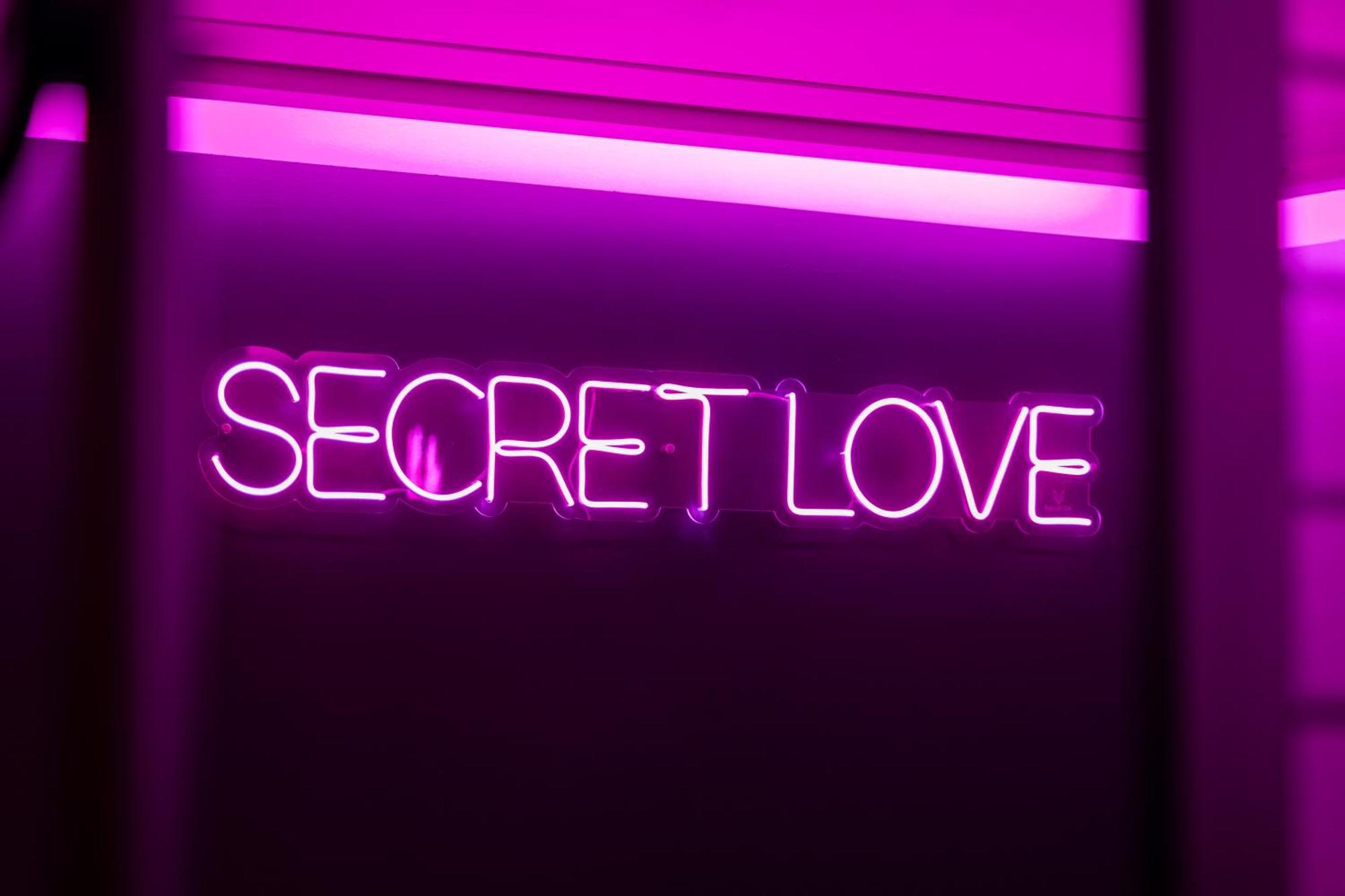 Secret Love Bdsm Poznań Zewnętrze zdjęcie