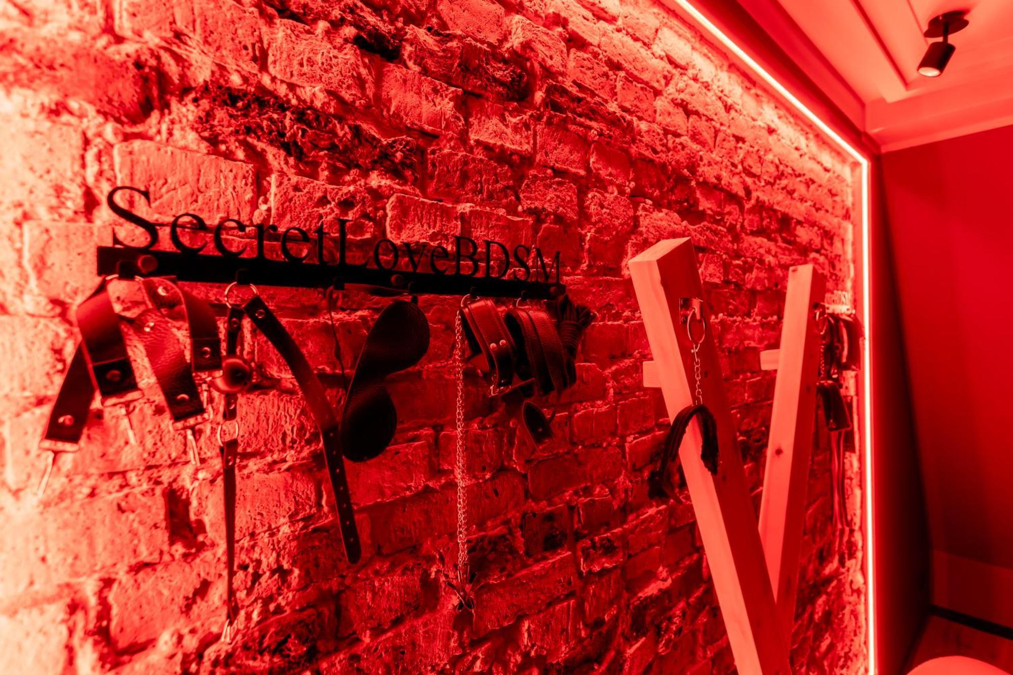 Secret Love Bdsm Poznań Zewnętrze zdjęcie