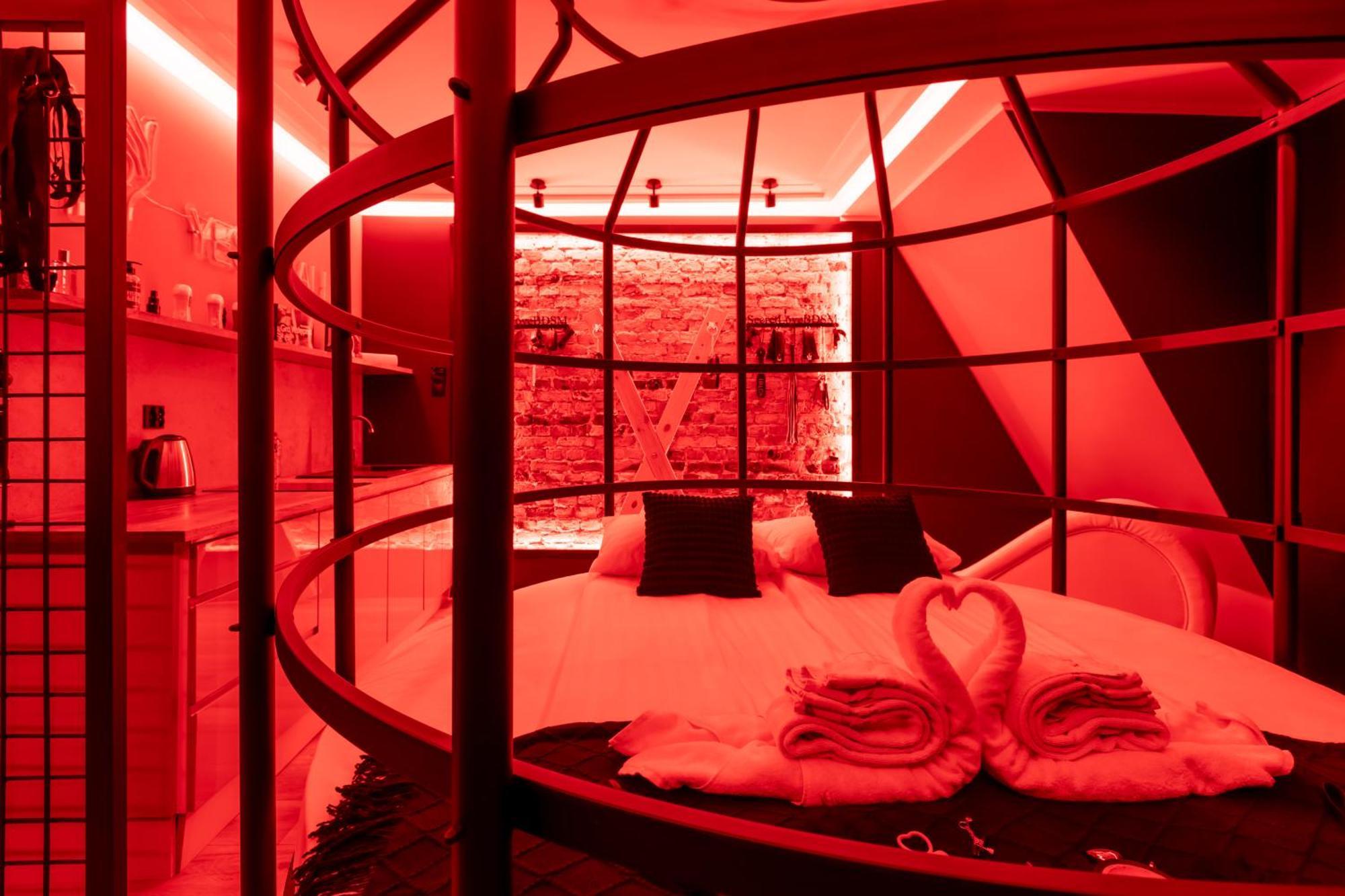 Secret Love Bdsm Poznań Zewnętrze zdjęcie